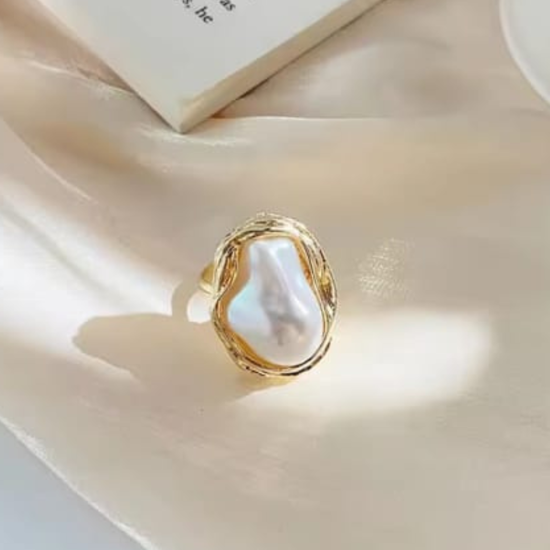 Baroque one Pearl Platinum Ring